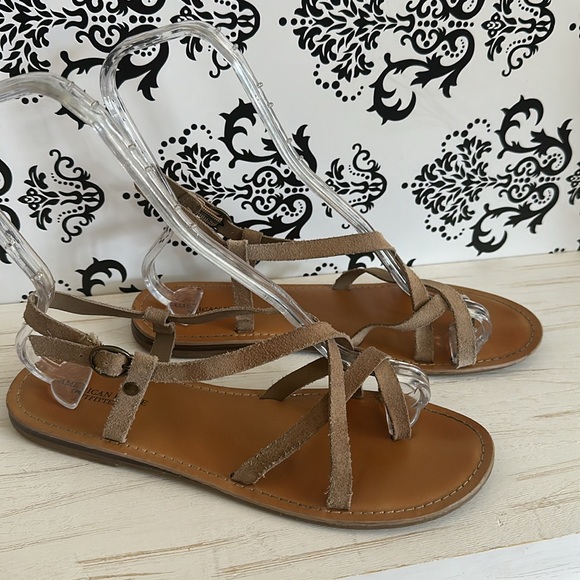 American Eagle Flat Leather Strap sandals brown/tan Size 10 - Picture 2 of 10
